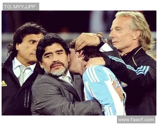 曾经西班牙天才足球明星的辉煌历程与传奇故事回顾