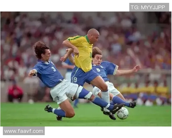 足球明星们的GT之选揭秘谁是场上最酷的驾驶者 足球明星们的GT之选揭秘谁是场上最酷的驾驶者