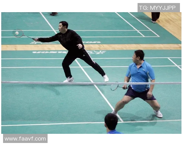 黄芳独家揭秘羽毛球技巧与心得分享助你提升球技与比赛表现 黄芳独家揭秘羽毛球技巧与心得分享助你提升球技与比赛表现